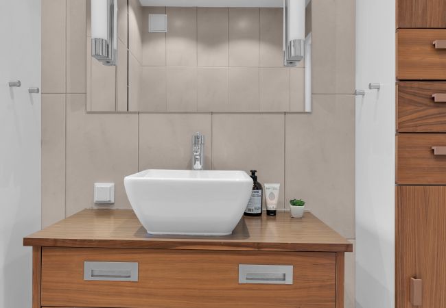 Leilighet i Tromsø - Treromsleilighet - Sentrumsnært og moderne Leilighet i Tromsø - Treromsleilighet - Sentrumsnært og moderne