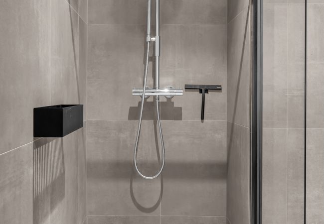 Leilighet i Tromsø - Sentrum - Moderne og romslig leilighet med byutsikt Leilighet i Tromsø - Sentrum - Moderne og romslig leilighet med byutsikt