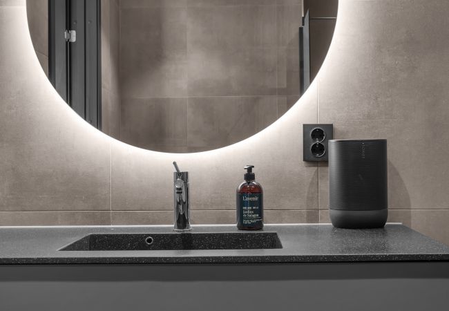 Leilighet i Tromsø - Sentrum - Moderne og romslig leilighet med byutsikt Leilighet i Tromsø - Sentrum - Moderne og romslig leilighet med byutsikt