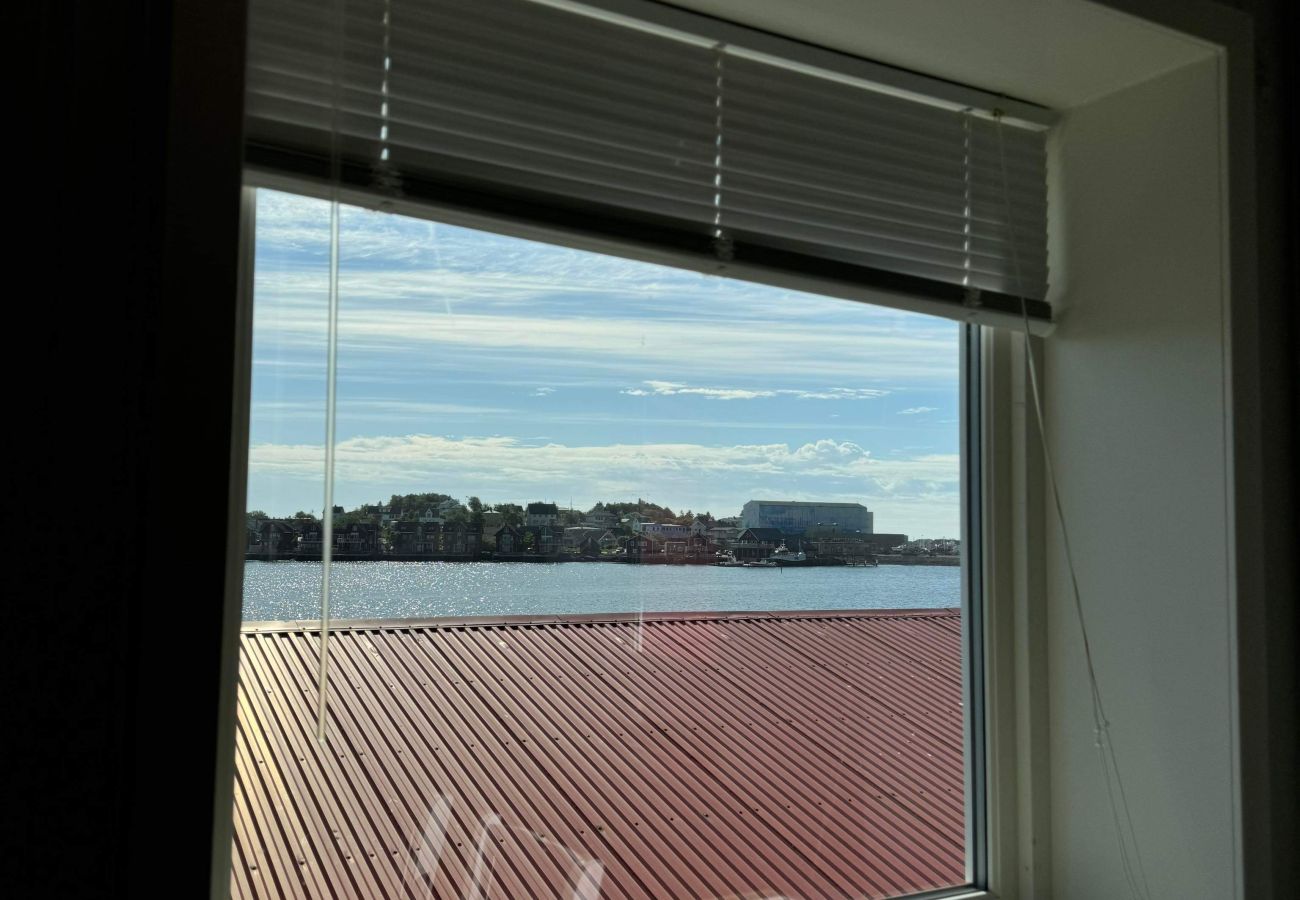 Hytte i Ballstad - Koselig liten rorbu i Lofoten