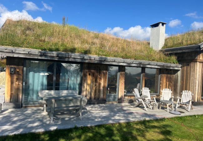 Hytte i Hol - Spacious, exclusive and modern cabin for rent in Kikut, Geilo Hytte i Hol - Spacious, exclusive and modern cabin for rent in Kikut, Geilo