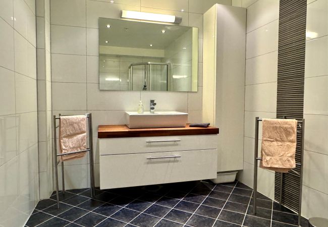 Leilighet i Hol - Flott toppleilighet sentralt på Geilo – fantastisk utsikt Leilighet i Hol - Flott toppleilighet sentralt på Geilo – fantastisk utsikt