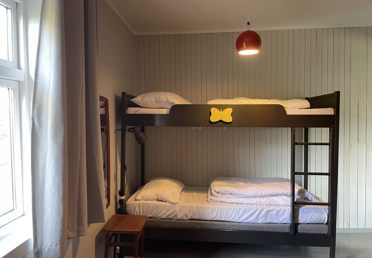 Hus i Vågan - Koselig hus ved Kabelvågmarken.