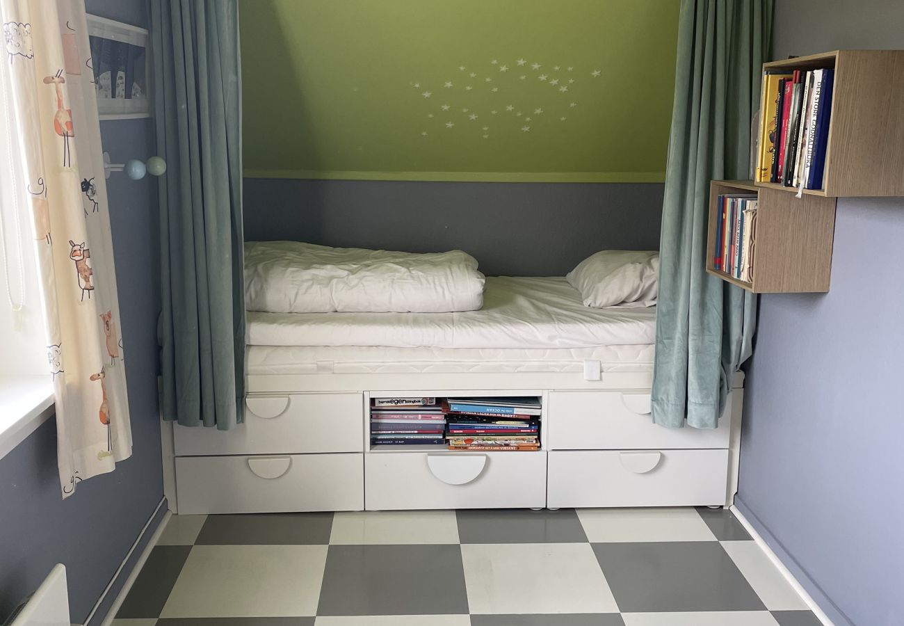 Hus i Vågan - Koselig hus ved Kabelvågmarken.