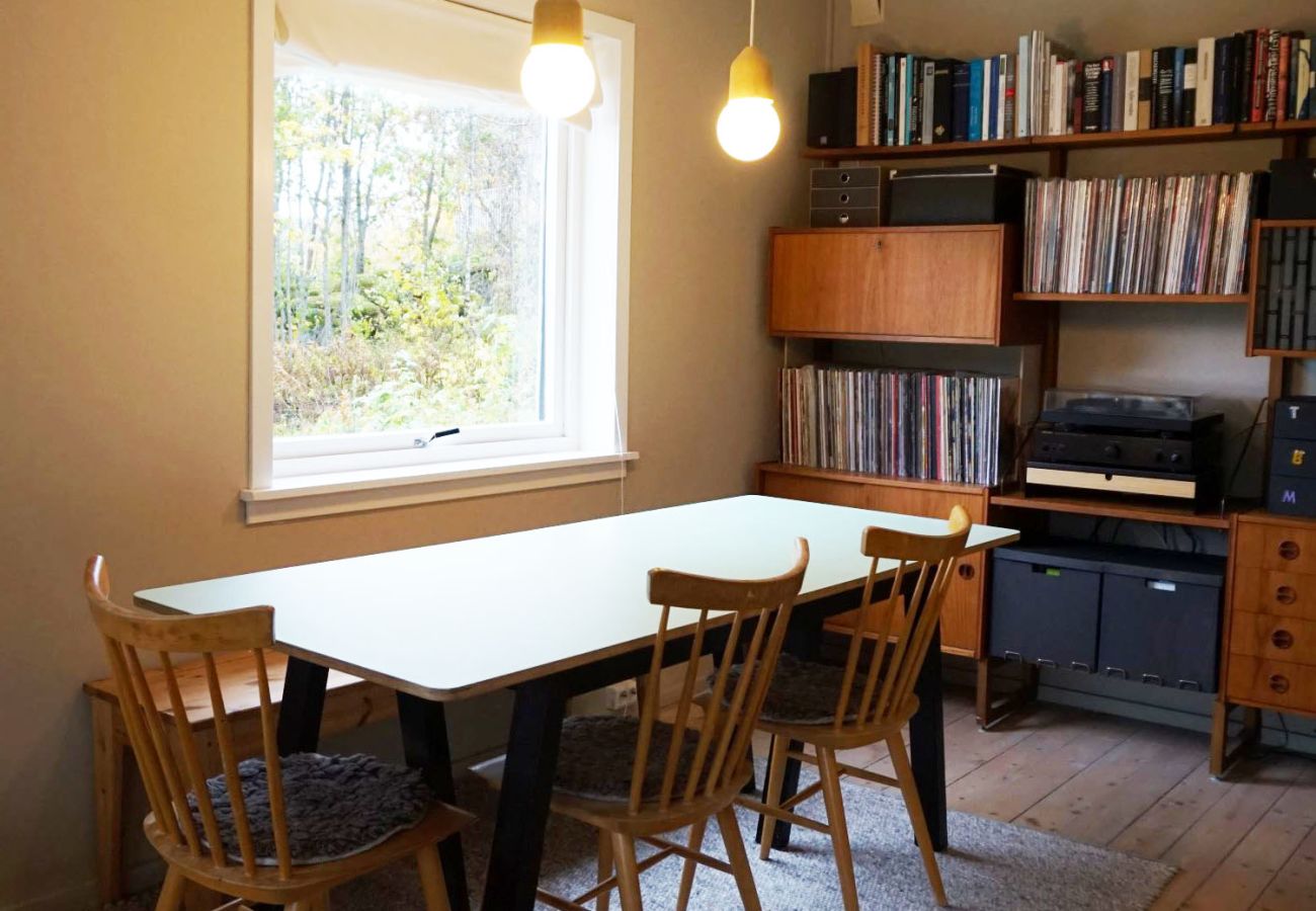 Hus i Vågan - Koselig hus ved Kabelvågmarken.