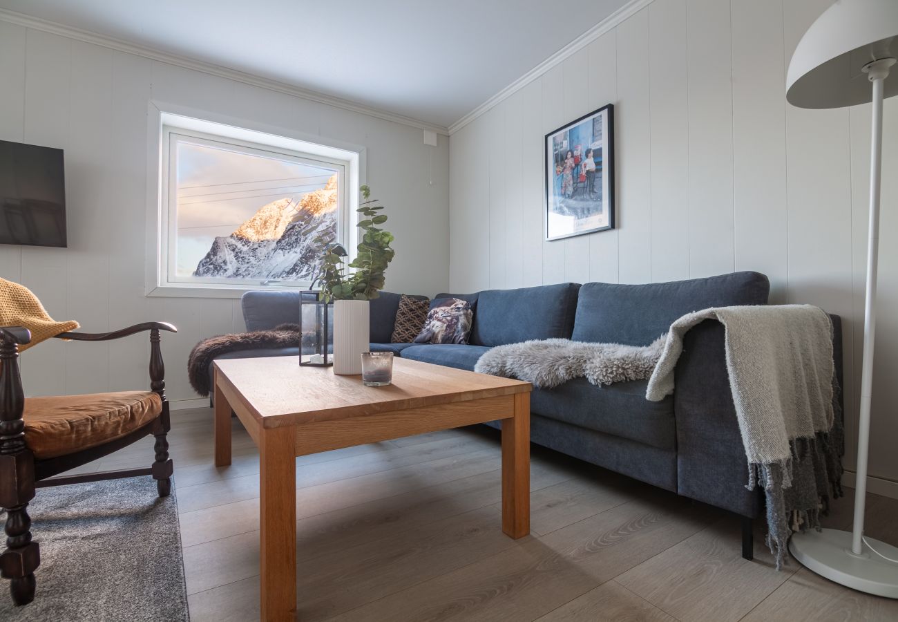 Hus i Reine - Valen house, Reine