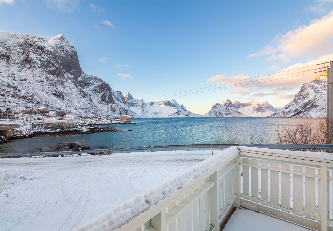 Hus i Reine - Valen house, Reine