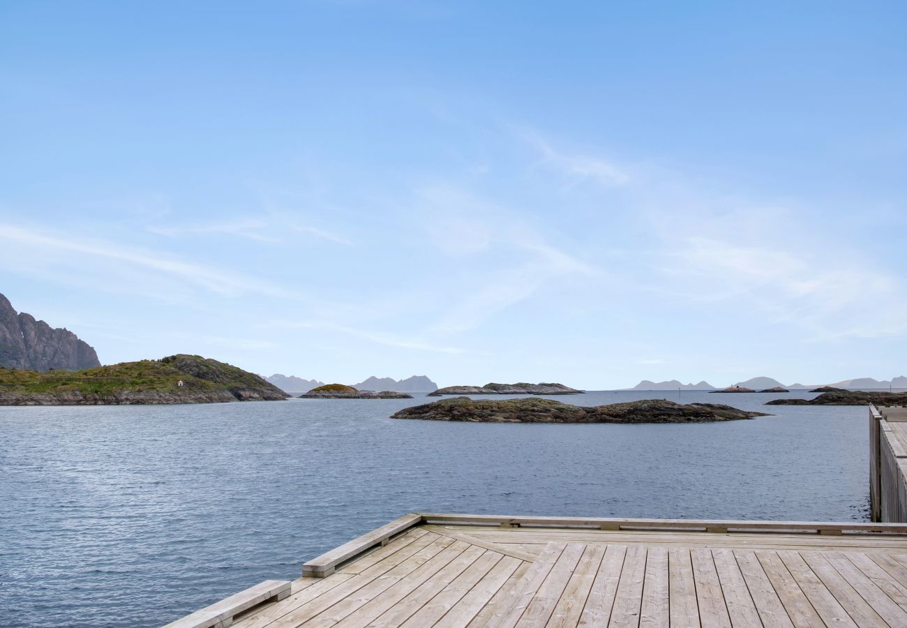 Leilighet i Vågan - Modern sea front apartment with up to 8 beds