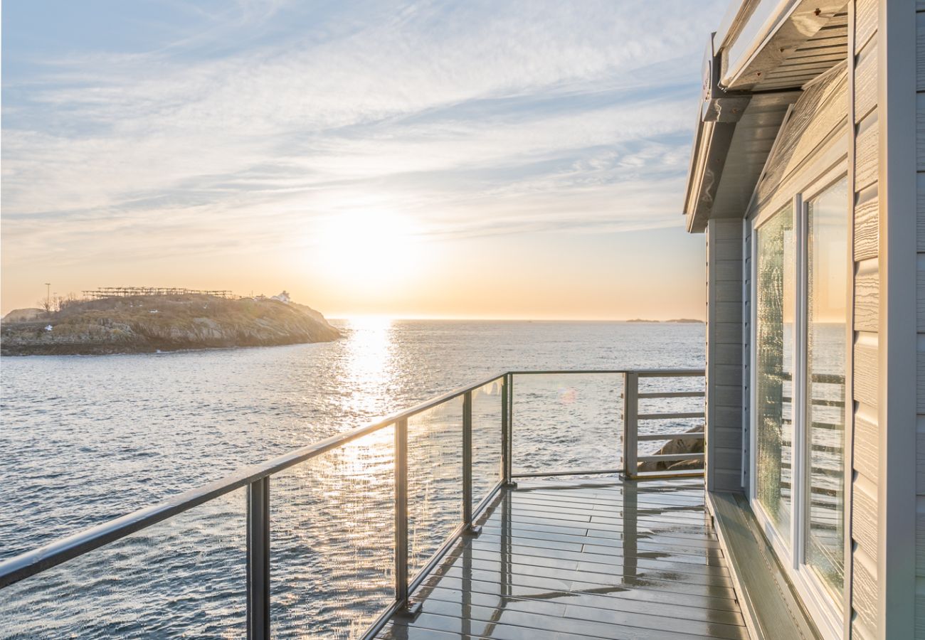 Leilighet i Vågan - Henningsvær Seaside Top Apartment
