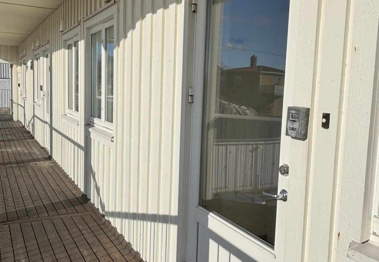 Leilighet i Vågan - Apartment by the sea in Henningsvær