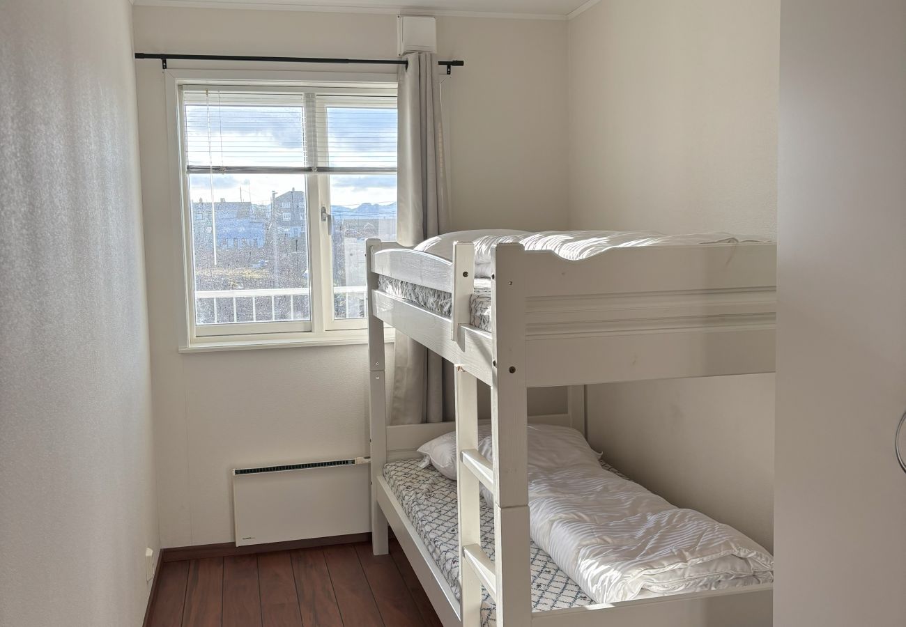 Leilighet i Vågan - Apartment by the sea in Henningsvær
