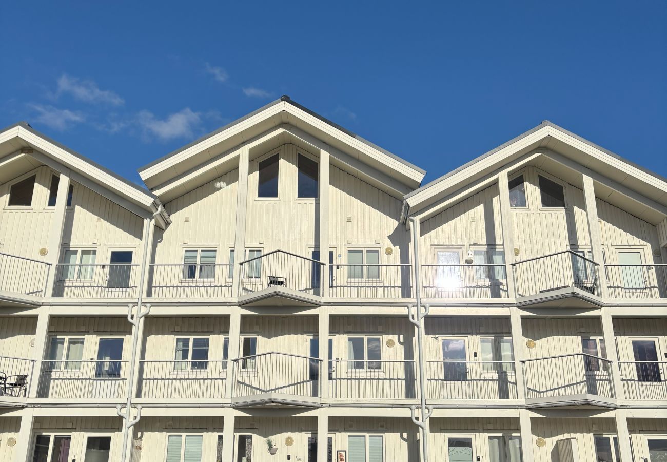 Leilighet i Vågan - Apartment by the sea in Henningsvær