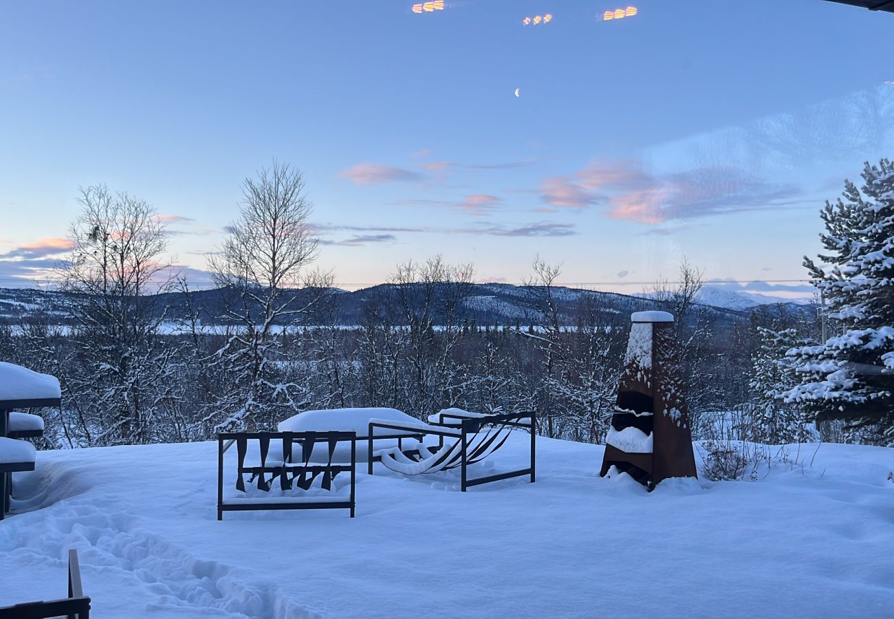 Hytte i Gol - Sjarmerende familiehytte med badstue i vakre Valdres