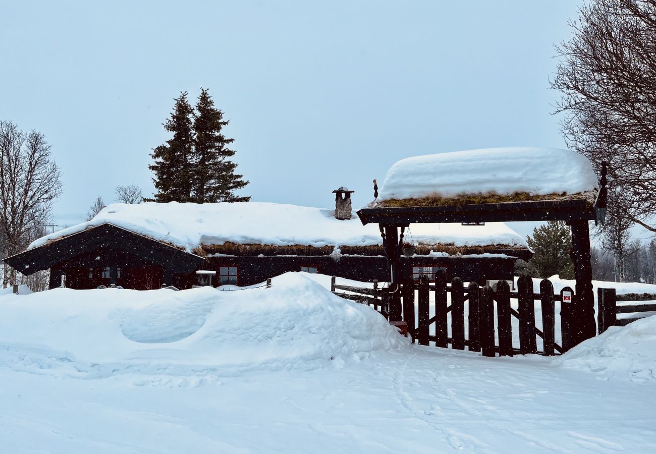 Hytte i Gol - Sjarmerende familiehytte med badstue i vakre Valdres