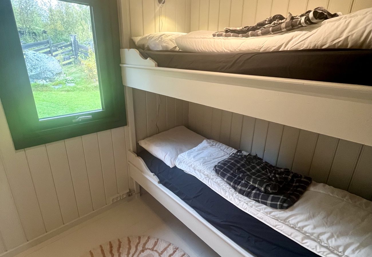 Hytte i Gol - Sjarmerende familiehytte med badstue i vakre Valdres