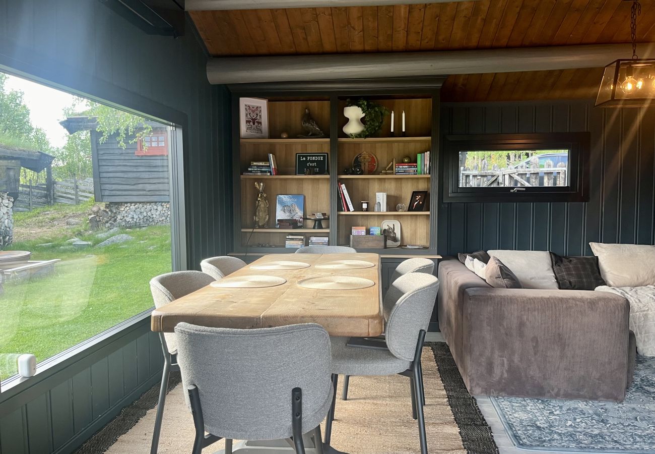 Hytte i Gol - Sjarmerende familiehytte med badstue i vakre Valdres