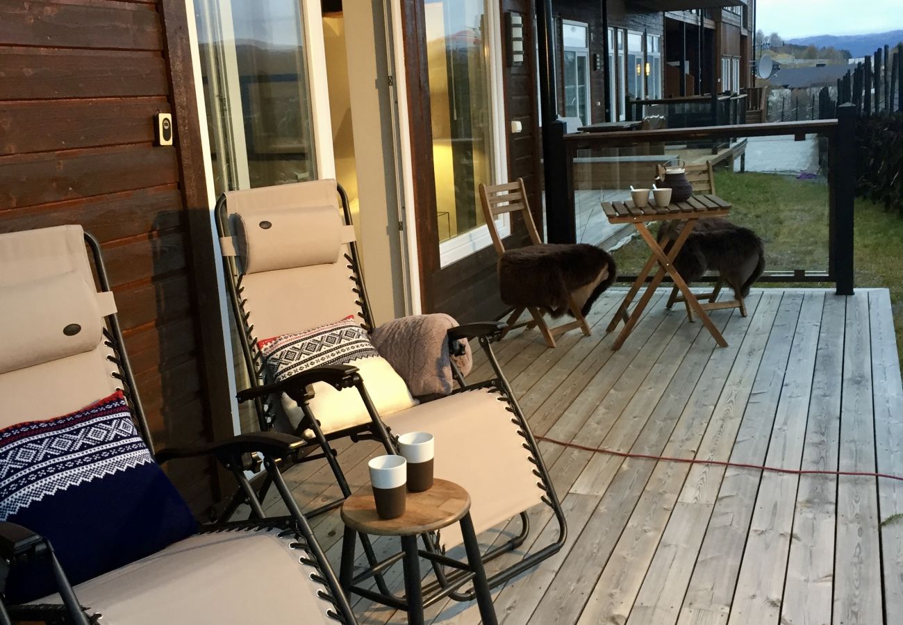Leilighet i Hol - Midt i magiske Geilo – moderne leilighet med solrik terrasse og utsikt