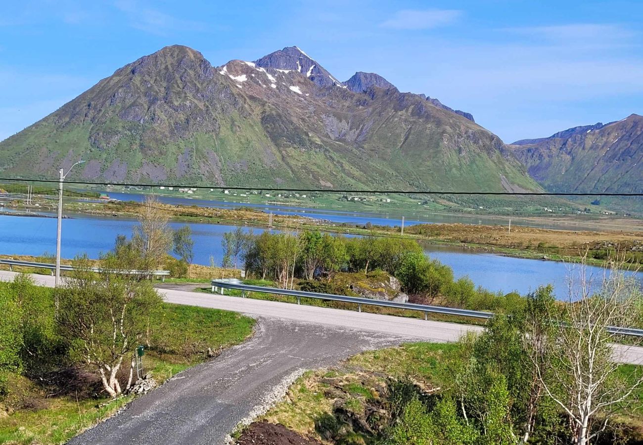 Hus i Vestvågøy - Unique and spacious Oceanfront house in the Heart of Lofoten 