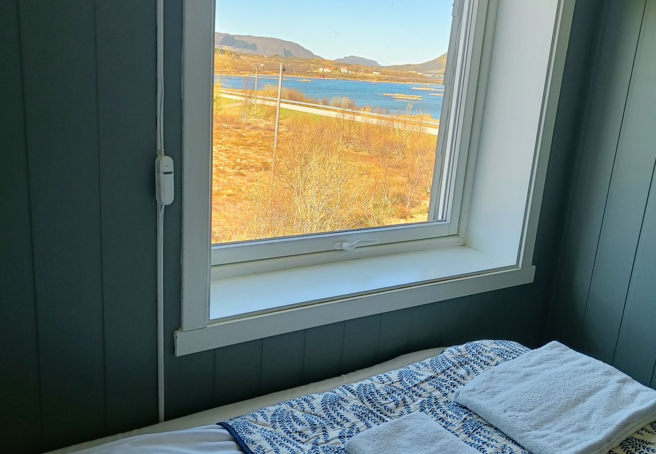 Hus i Vestvågøy - Unique and spacious Oceanfront house in the Heart of Lofoten 