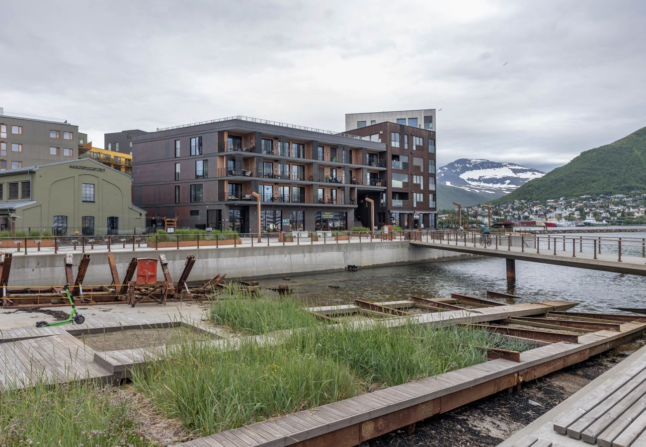 Leilighet i Tromsø - Nordisk morderne leilighet med havutsikt