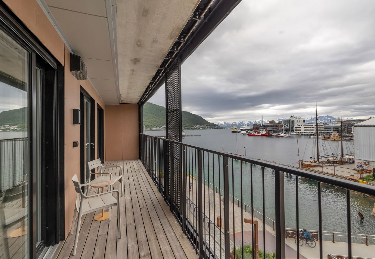 Leilighet i Tromsø - Nordisk morderne leilighet med havutsikt