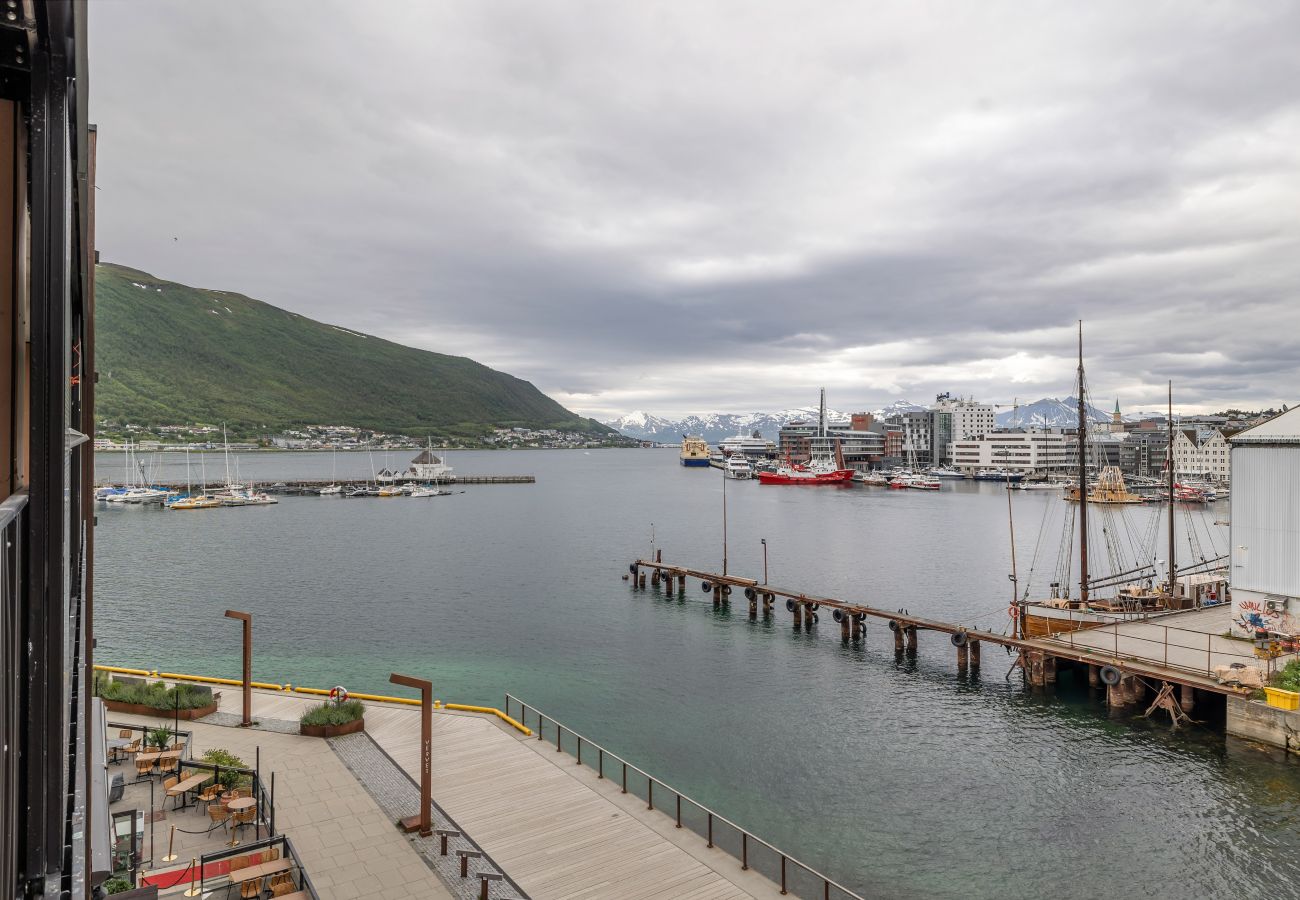Leilighet i Tromsø - Nordisk morderne leilighet med havutsikt