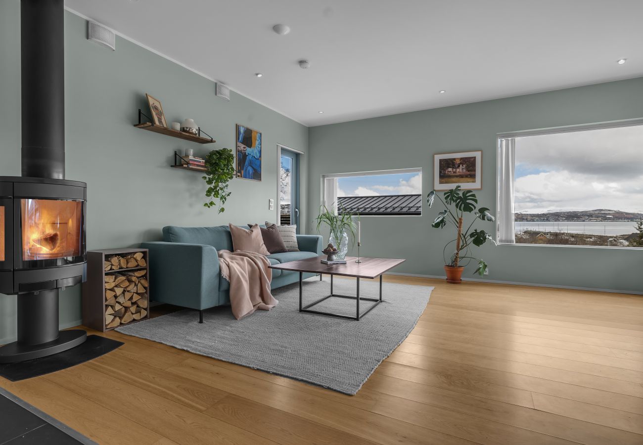 Hus i Tromsø - Cosy Family House Near the Arctic Cathedral