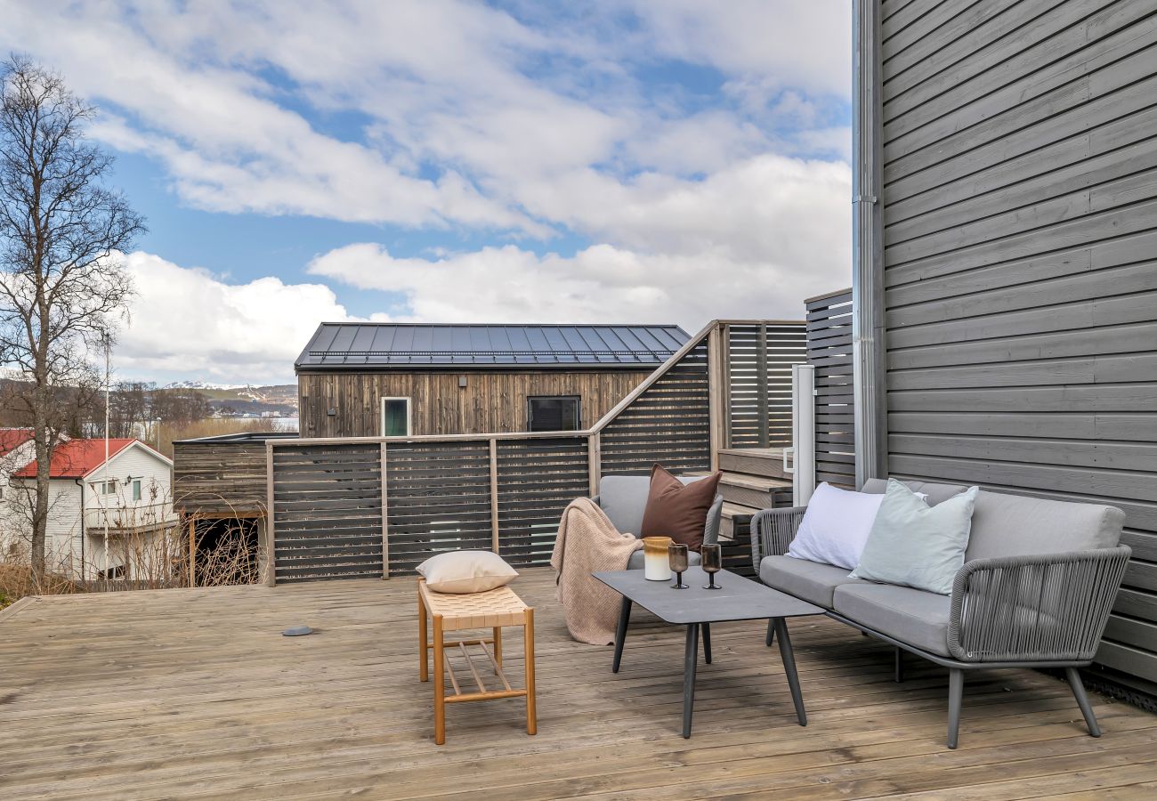 Hus i Tromsø - Cosy Family House Near the Arctic Cathedral
