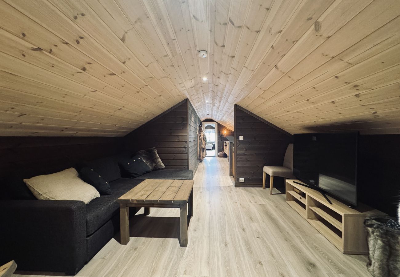 Hytte i Gol - Spacious cabin in the mountains