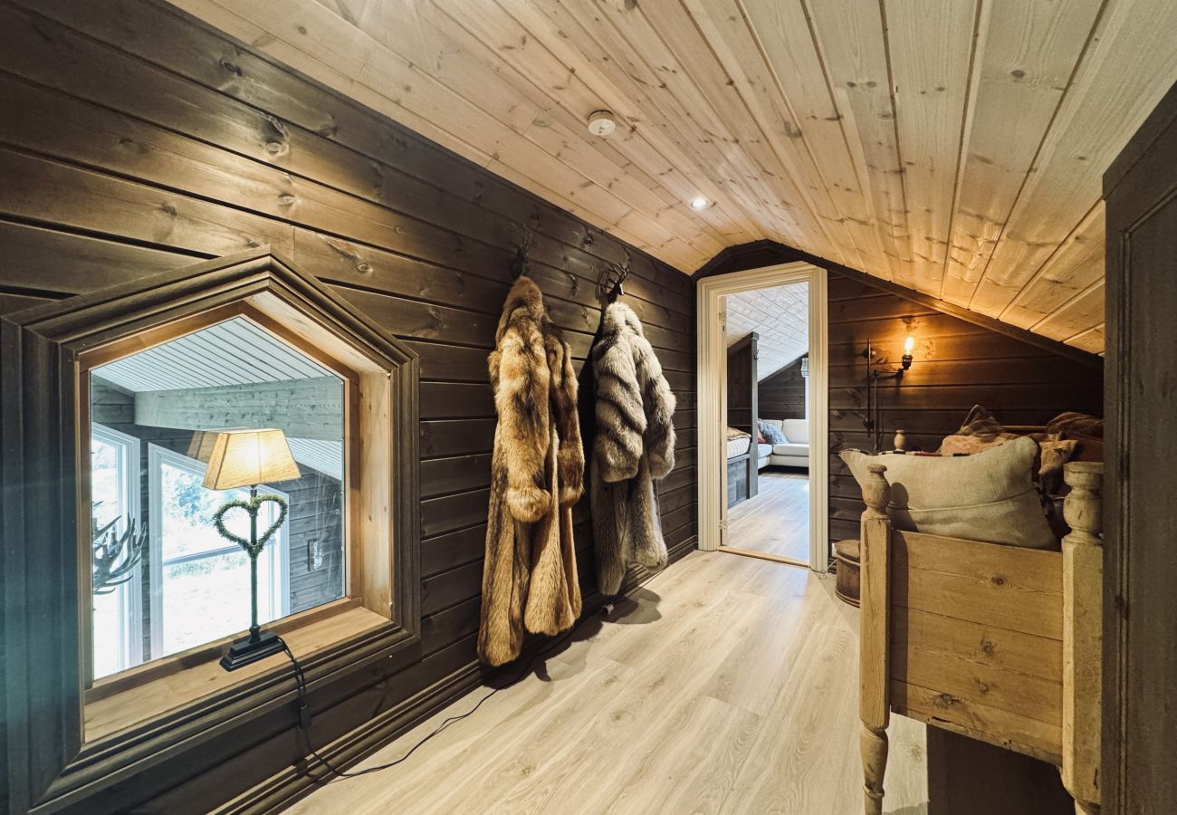 Hytte i Gol - Spacious cabin in the mountains