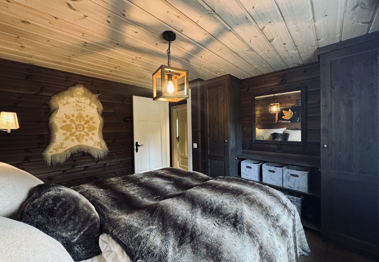 Hytte i Gol - Spacious cabin in the mountains