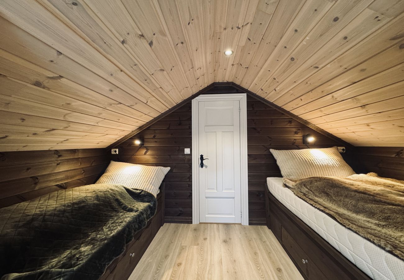 Hytte i Gol - Spacious cabin in the mountains