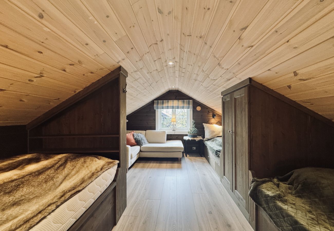 Hytte i Gol - Spacious cabin in the mountains