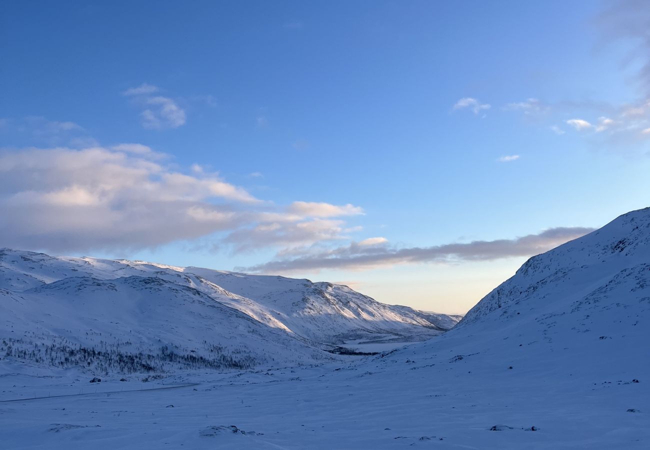 Hus i Senja - Fantastisk hus med sjøtomt i Gryllefjord