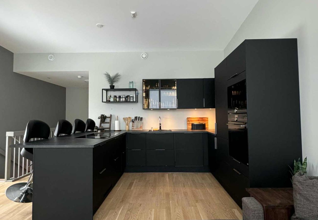 Hus i Leknes - Modern townhouse in Lofoten