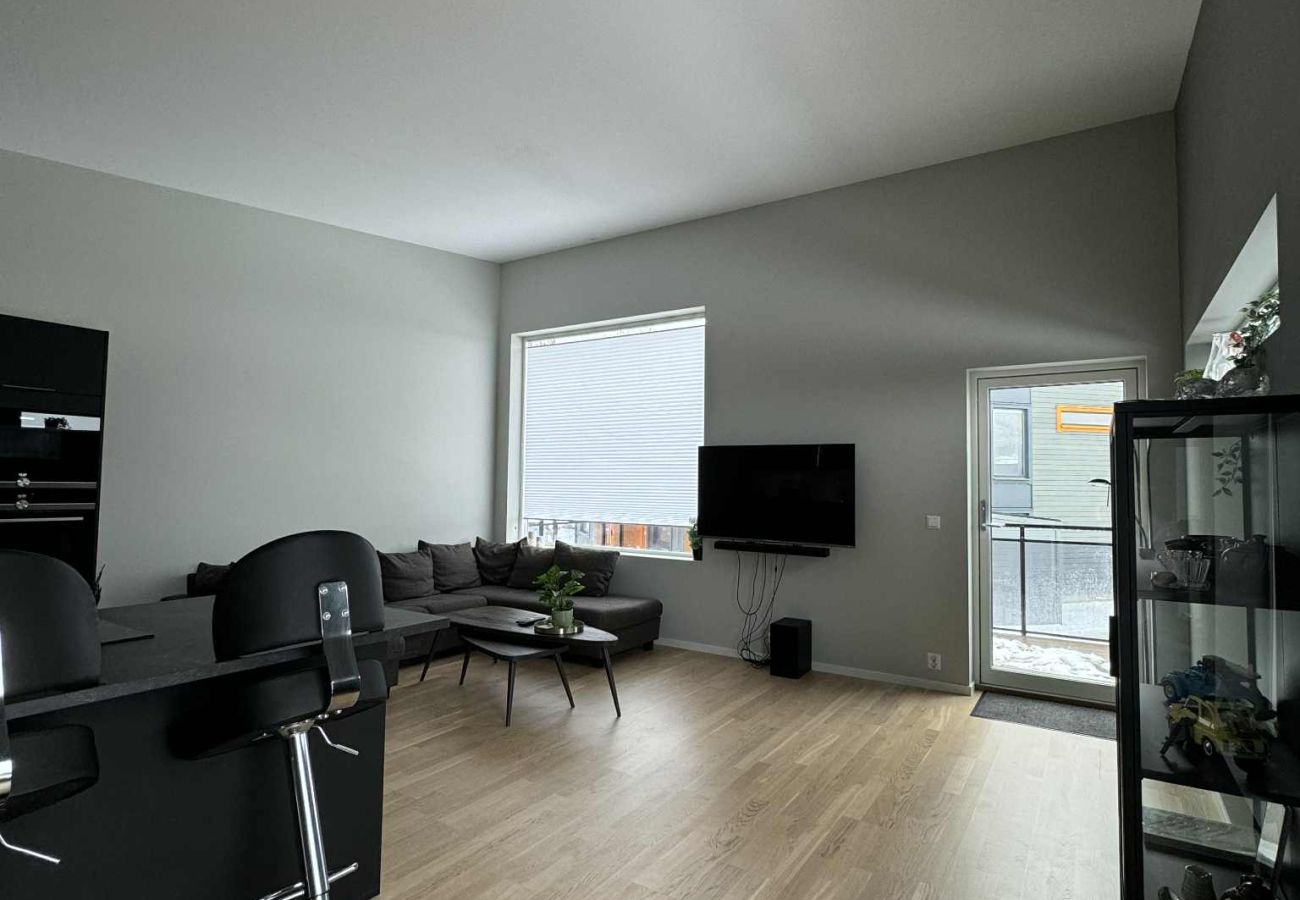 Hus i Leknes - Modern townhouse in Lofoten