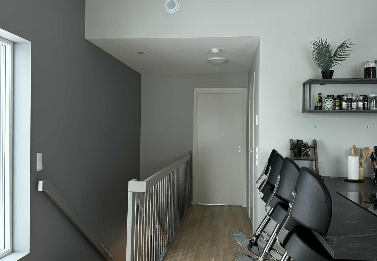 Hus i Leknes - Modern townhouse in Lofoten