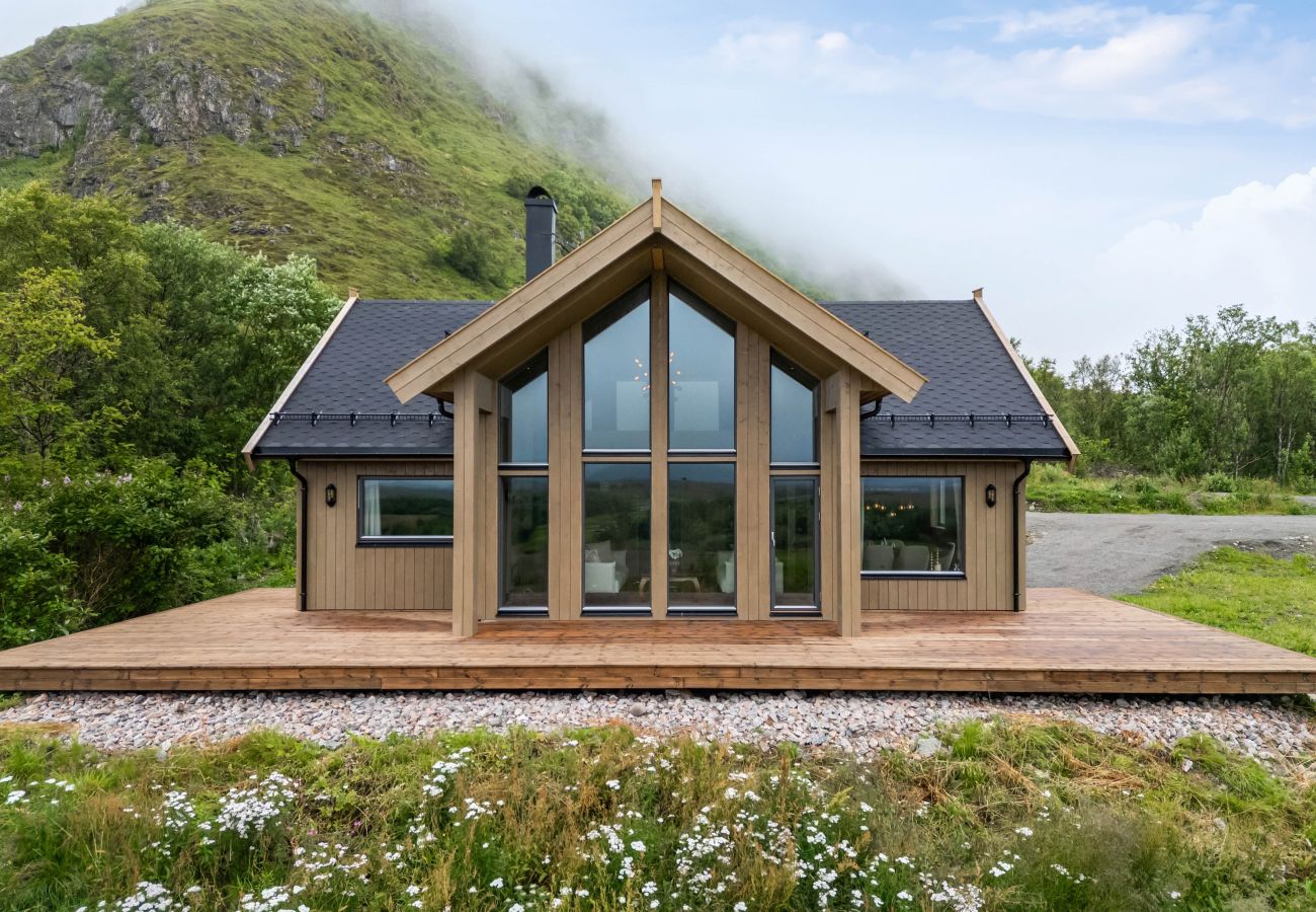 Hytte i Vågan - Private Modern Hoven Lodge