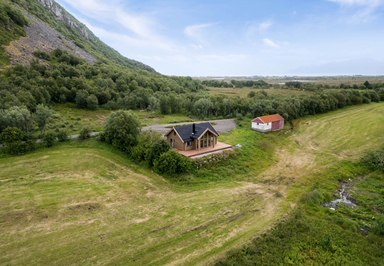Hytte i Vågan - Private Modern Hoven Lodge