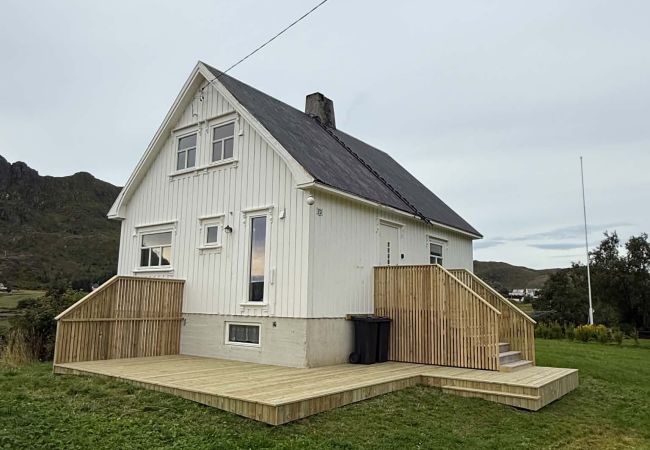 Hus i Vestvågøy - Peaceful retreat in Lofoten