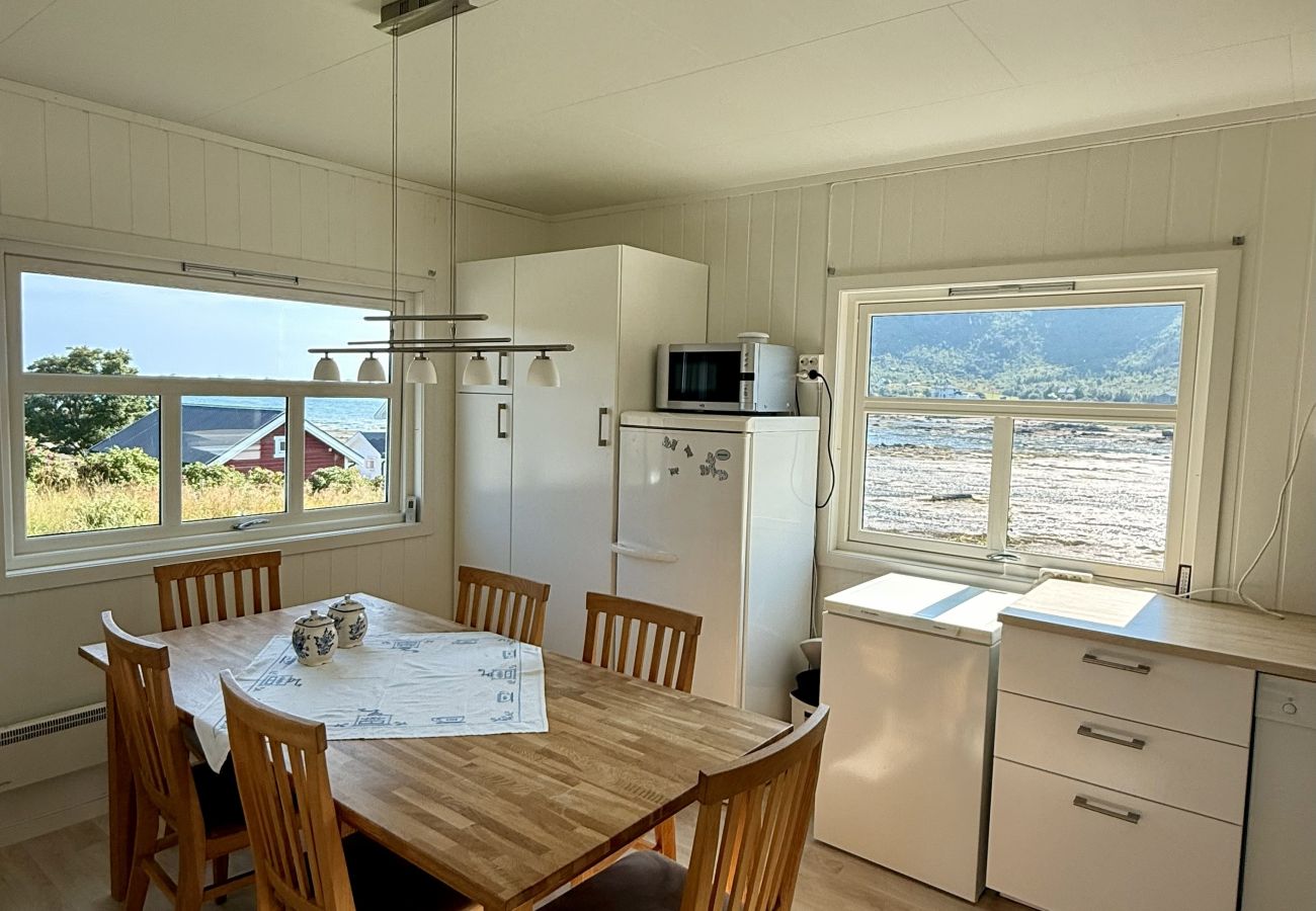 Hus i Vestvågøy - Peaceful retreat in Lofoten