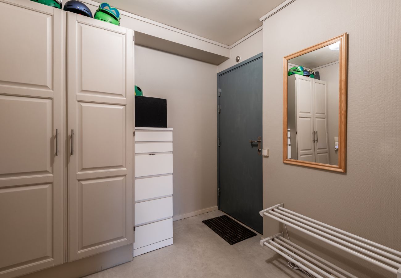 Leilighet i Hol - Alpine Apartment with Parking and Balcony