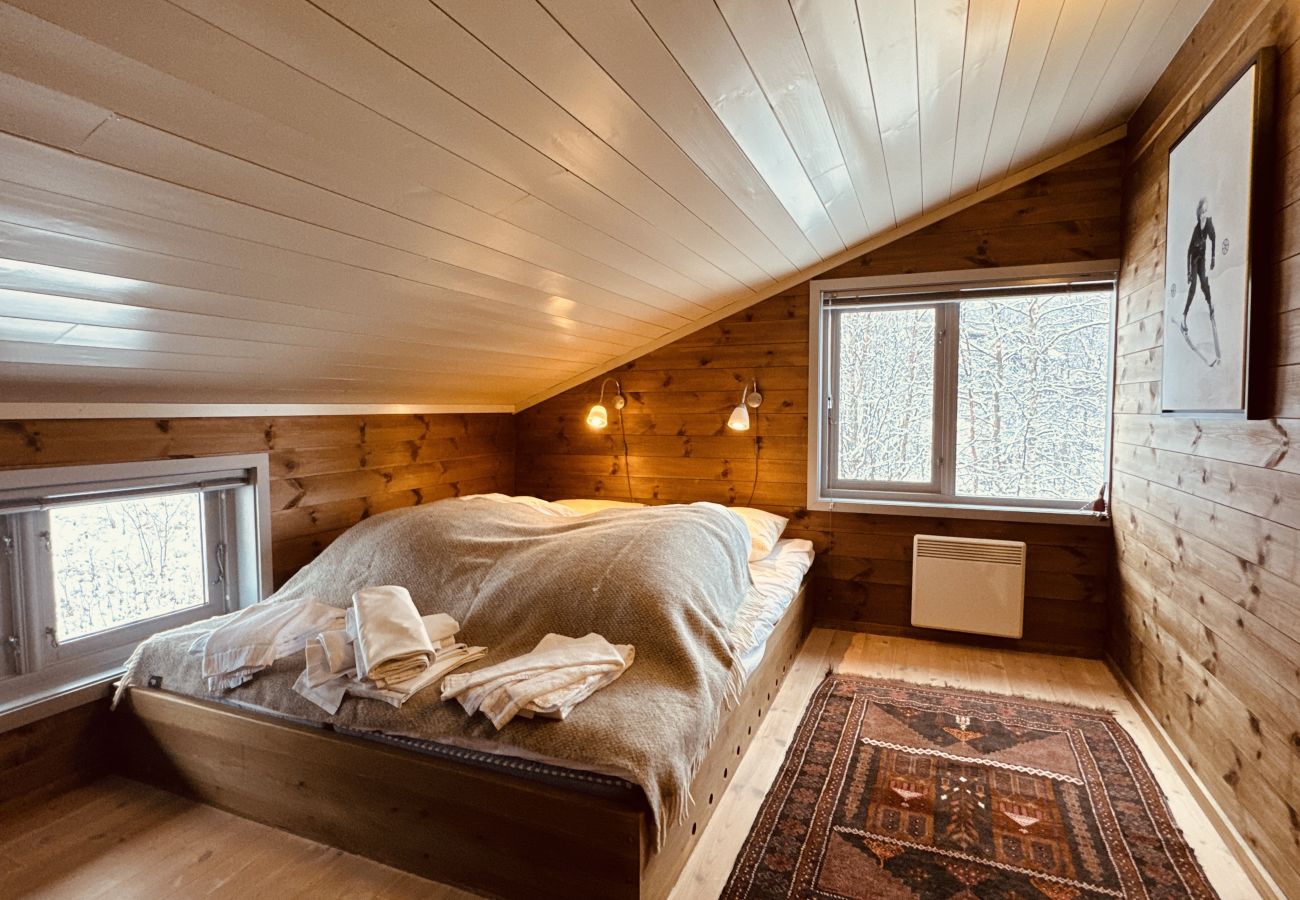 Hytte i Hol - Familiehytte med fantastisk beliggenhet i Vestlia