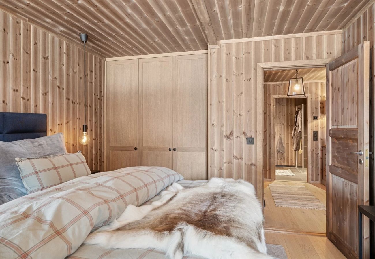 Hytte i Øyer - Stor familiehytte på Hafjell med ski in-ski out