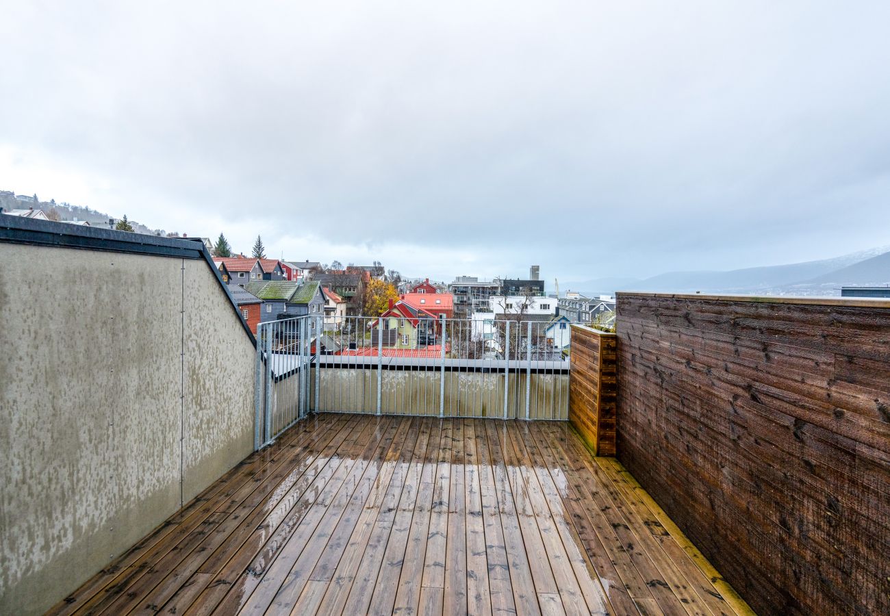 Leilighet i Tromsø - Moderne sentral toppleilighet med utsikt til fjellheisen og Tromsdalstind