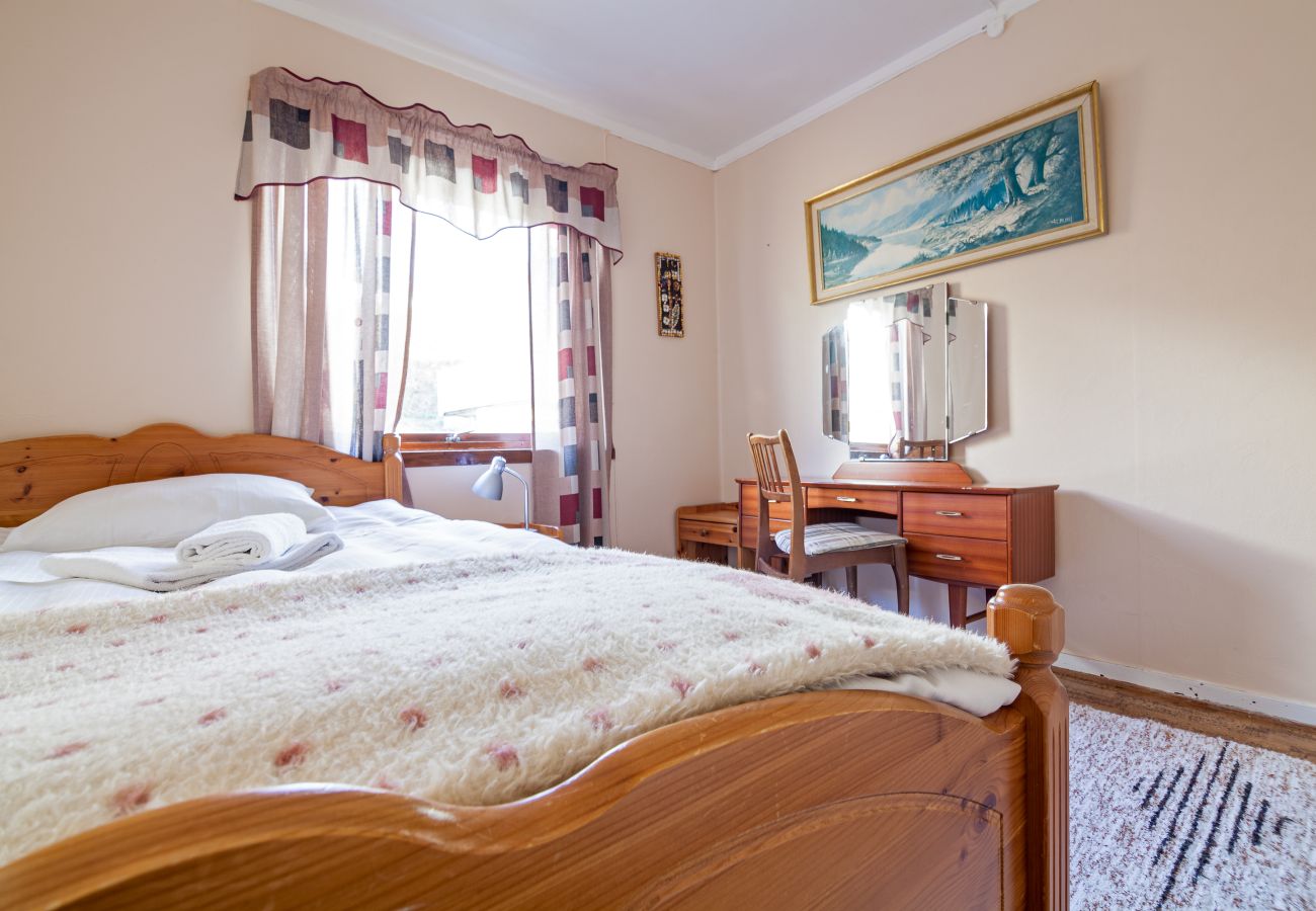 Hus i Moskenes - Valen Retro Home, Reine