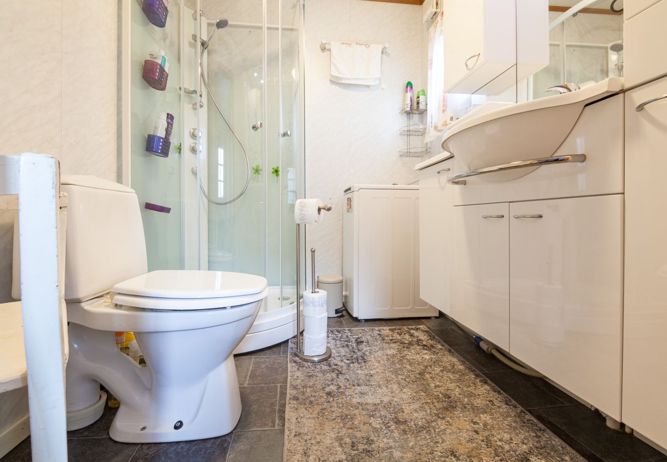 Hus i Moskenes - Valen Retro Home, Reine