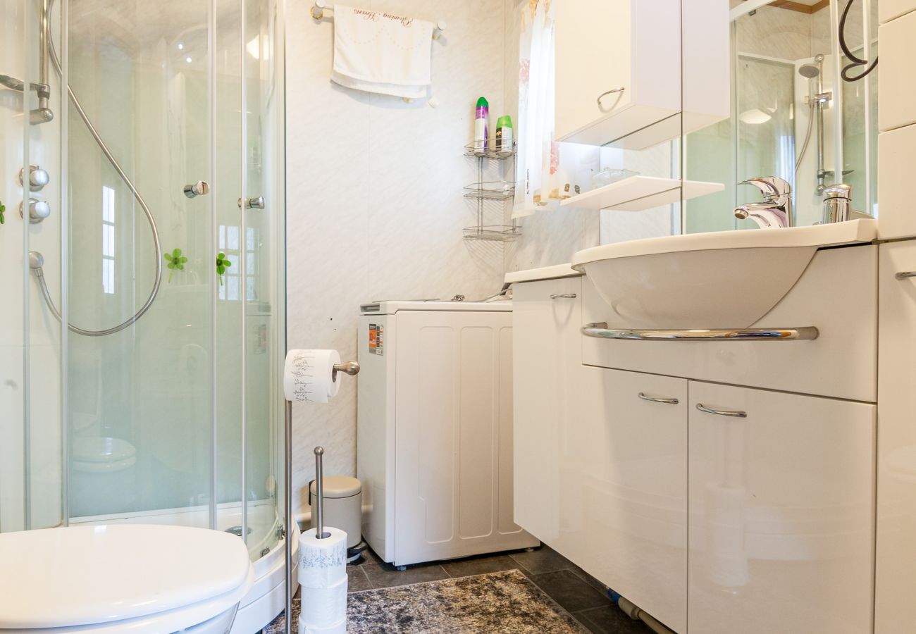 Hus i Moskenes - Valen Retro Home, Reine