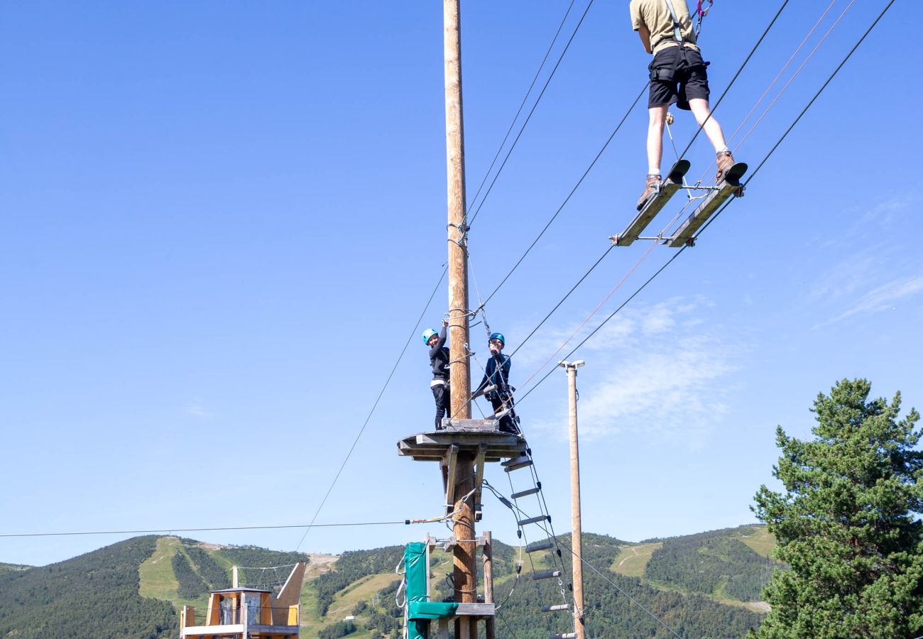 Hytte i Hol - Ny luksuriøs hytte på Geilo med jacuzzi, utsikt og skitilgang