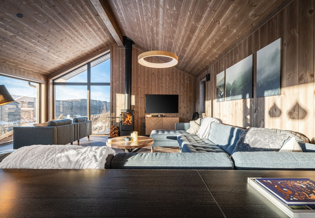 Hytte i Hol - Ny luksuriøs hytte på Geilo med jacuzzi, utsikt og skitilgang